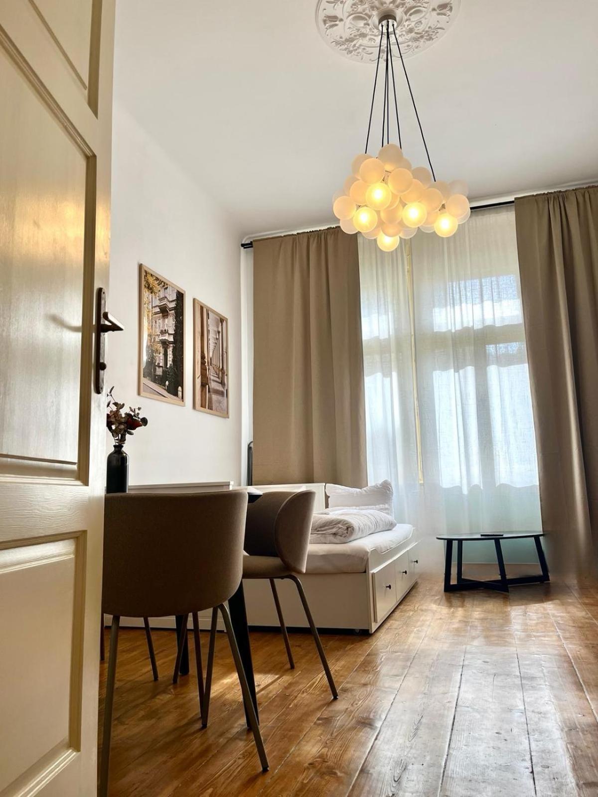 Apartma Aida 1908 Karlovy Vary Exterior photo